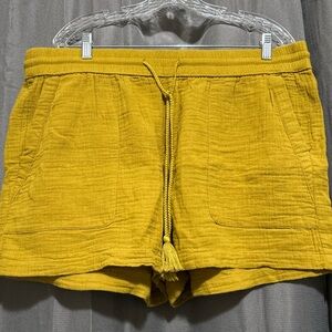 Women’s Yellow Linen Shorts